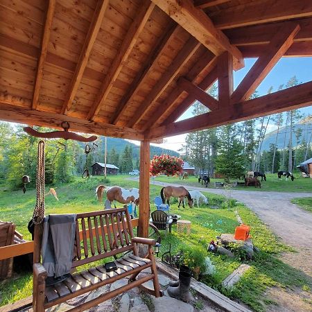 Bear Creek Ranch Bed & Breakfast Essex Exteriér fotografie