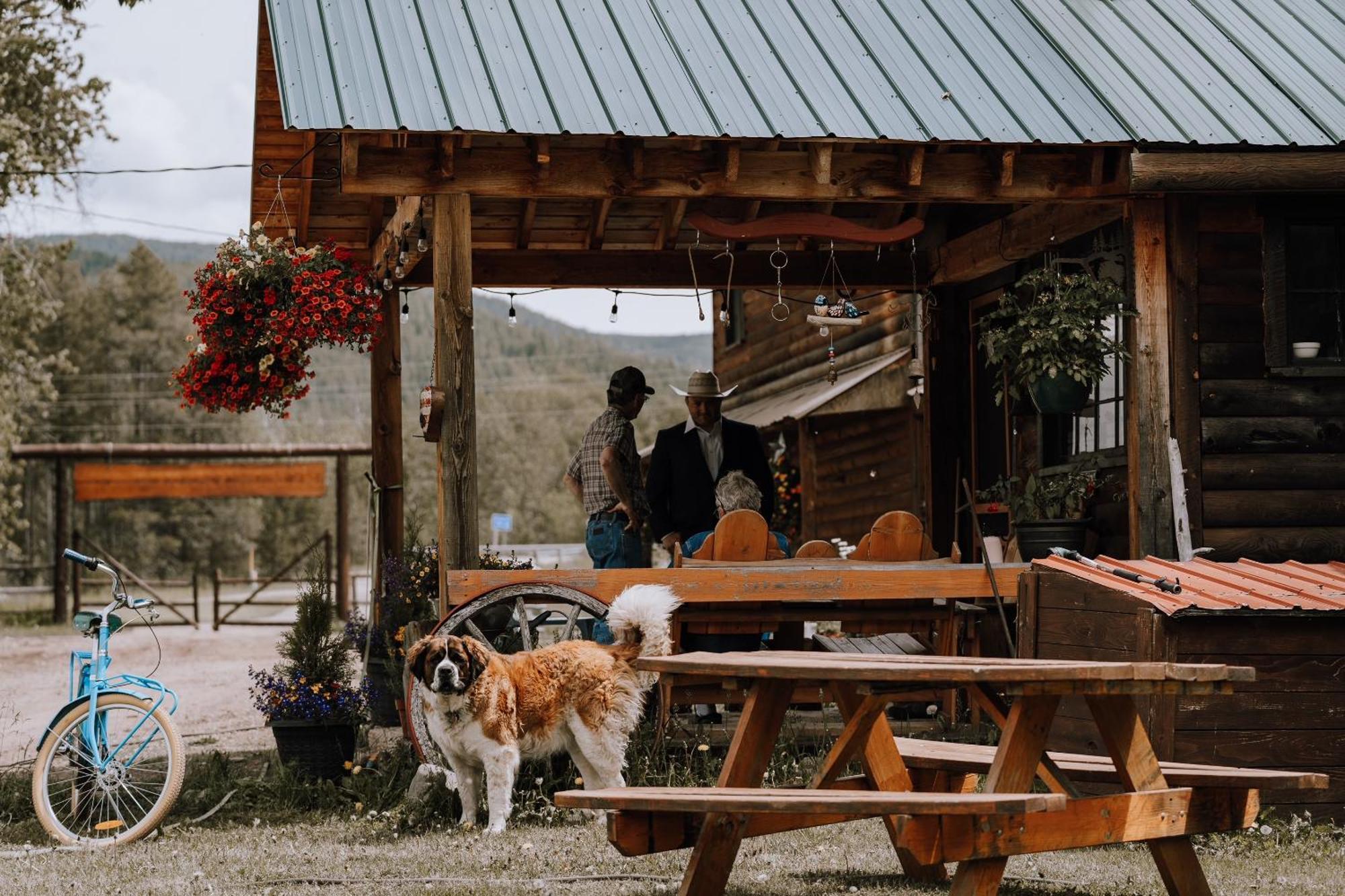 Bear Creek Ranch Bed & Breakfast Essex Exteriér fotografie