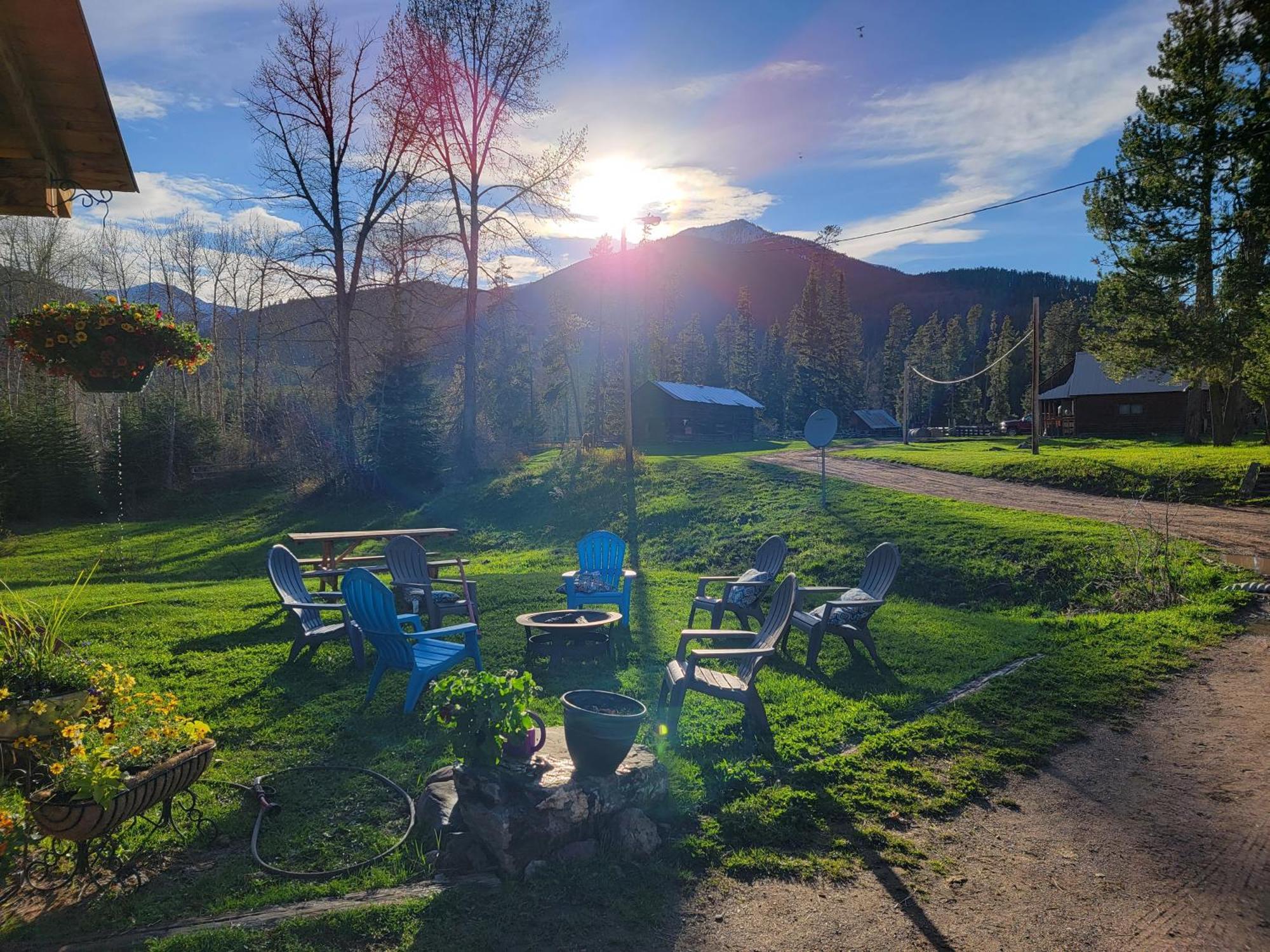 Bear Creek Ranch Bed & Breakfast Essex Exteriér fotografie